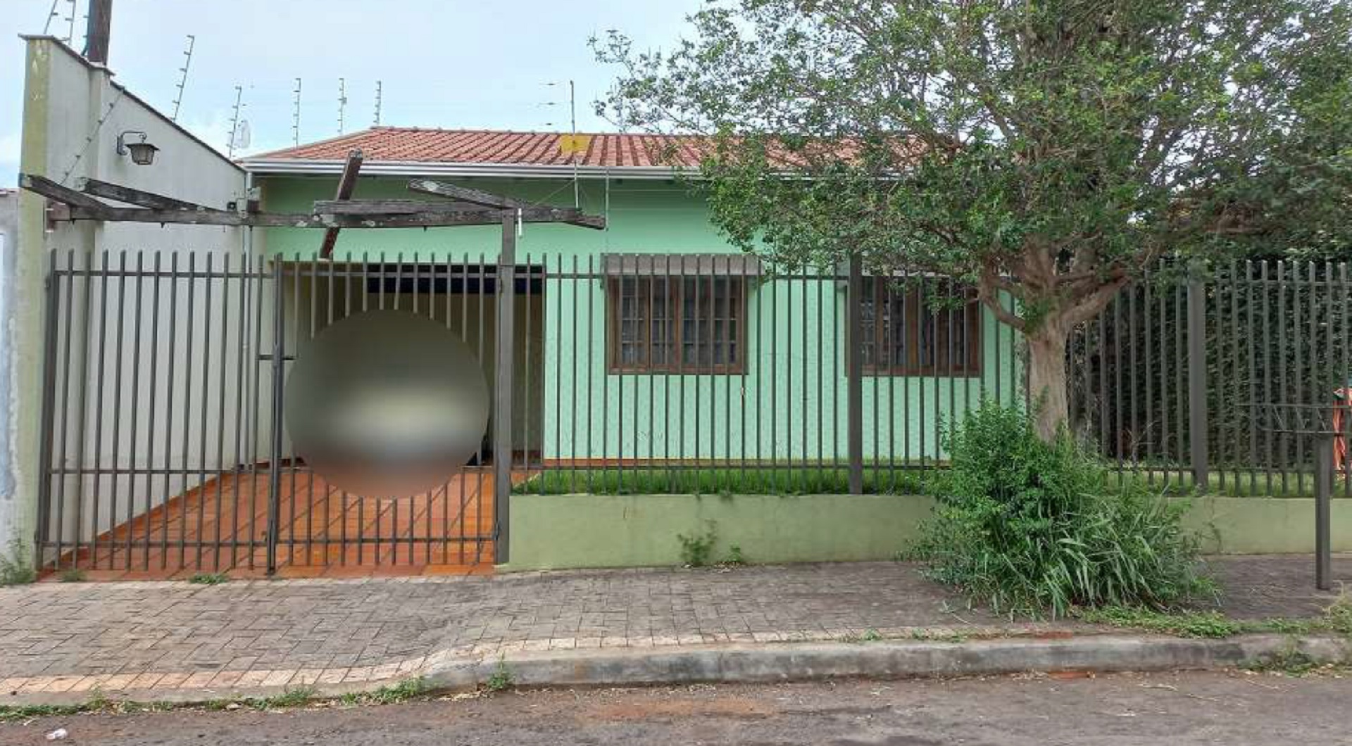 Apartamentos à venda na Rua Florindo Salvador em Londrina